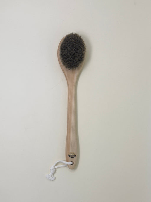 Ishimizu Body Brush, Long Handle | Tangerine NYC