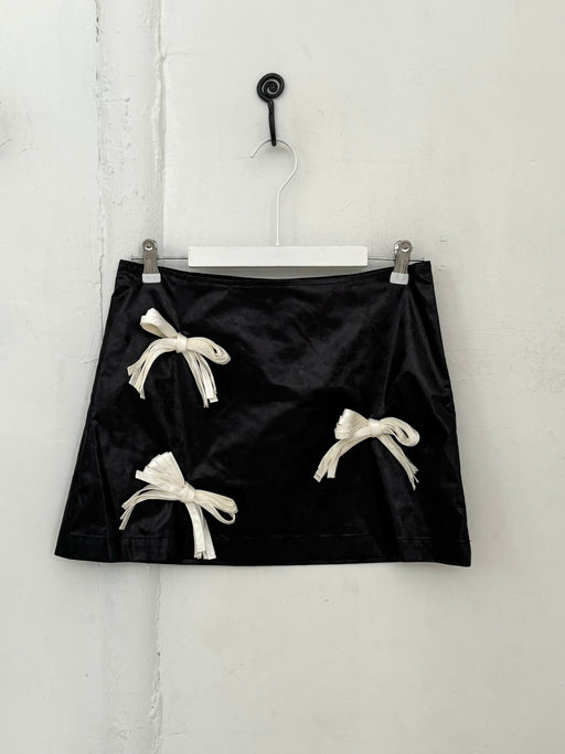 Super Yaya Alexa Bow Skirt, Onyx/White | Tangerine NYC